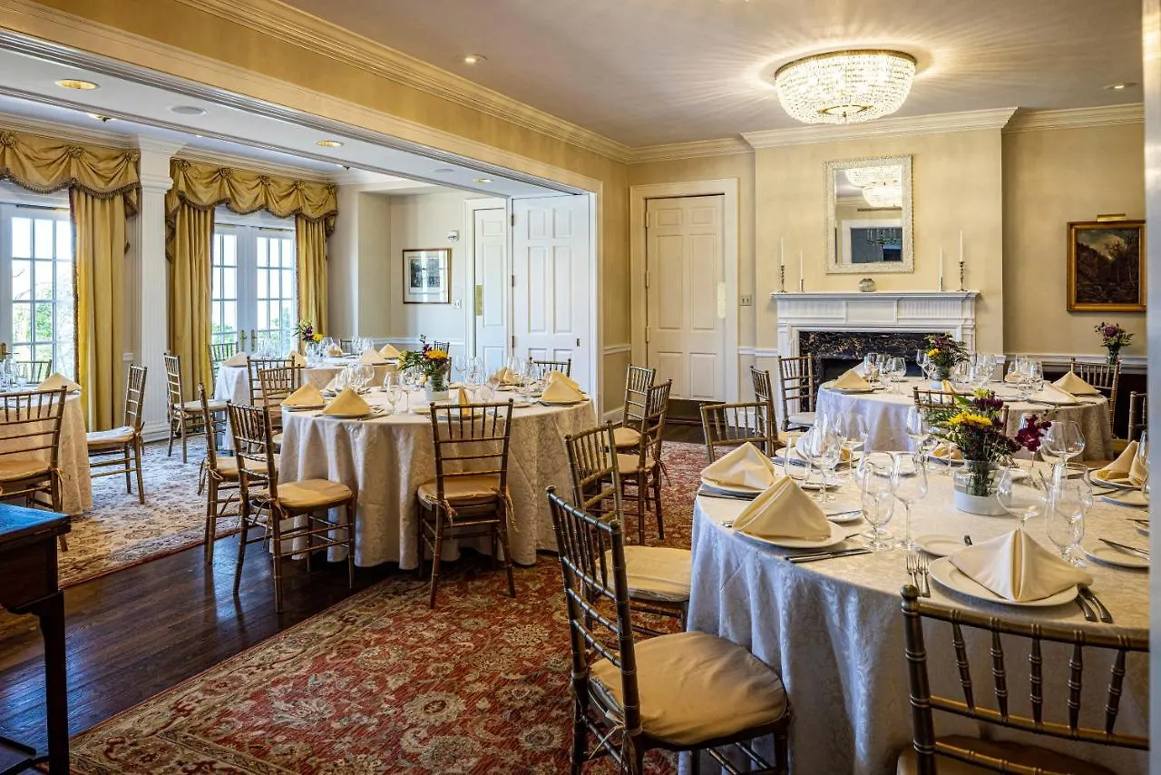 Hotel Baywood Conference And Lodging Center Coraopolis