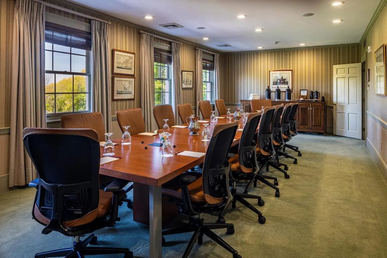 Baywood Conference And Lodging Center Coraopolis Hotel